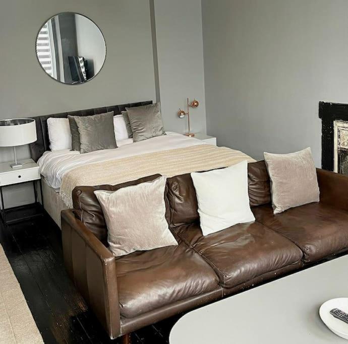 Elegant Studio In Central Hove - 5 Min Walk To Beach - 10 Min To Brighton Екстериор снимка