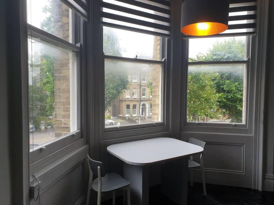 Elegant Studio In Central Hove - 5 Min Walk To Beach - 10 Min To Brighton Екстериор снимка