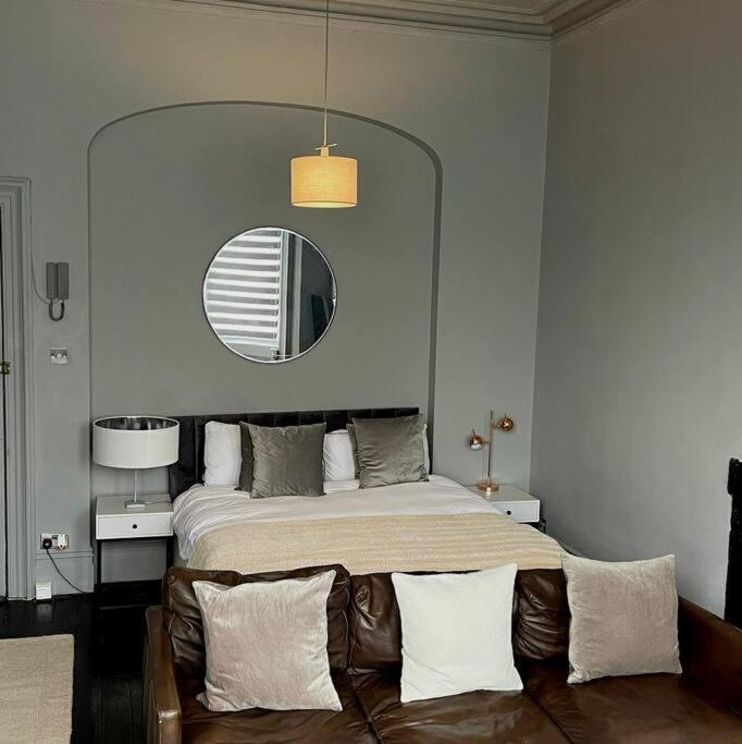 Elegant Studio In Central Hove - 5 Min Walk To Beach - 10 Min To Brighton Екстериор снимка