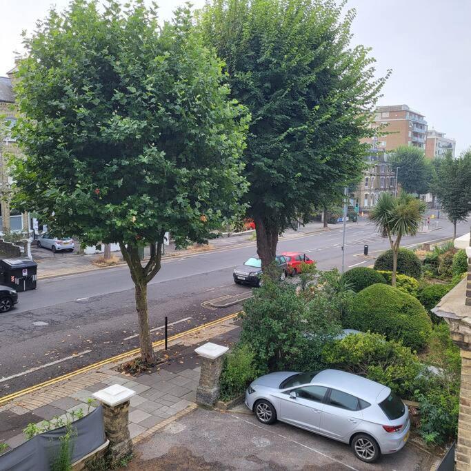 Elegant Studio In Central Hove - 5 Min Walk To Beach - 10 Min To Brighton Екстериор снимка