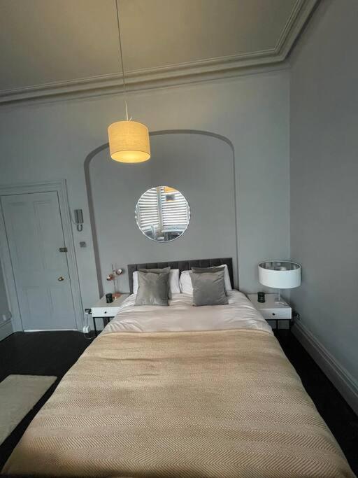 Elegant Studio In Central Hove - 5 Min Walk To Beach - 10 Min To Brighton Екстериор снимка